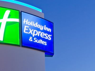 Holiday Inn Express & Suites Brentwood Kültér fotó